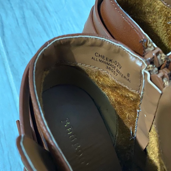 Brown booties - Picture 9 of 9